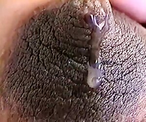 توجه إلى موقع افلام سكس مترجم عربي السرير